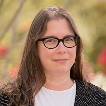 Head shot of Professor Catherine Murphy