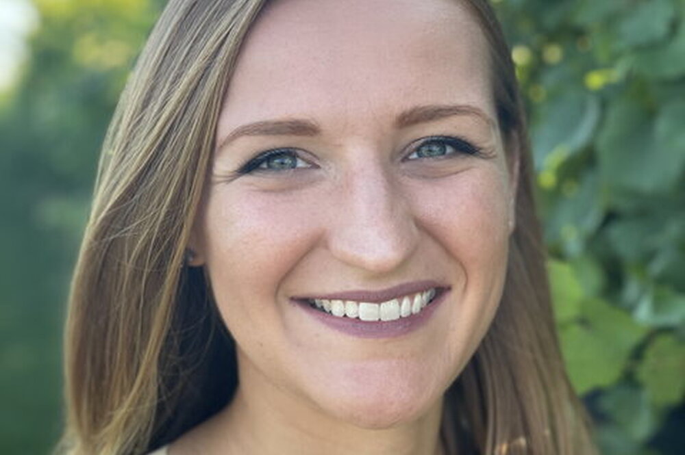 Head shot of Katie Stawiasz in an outdoor setting